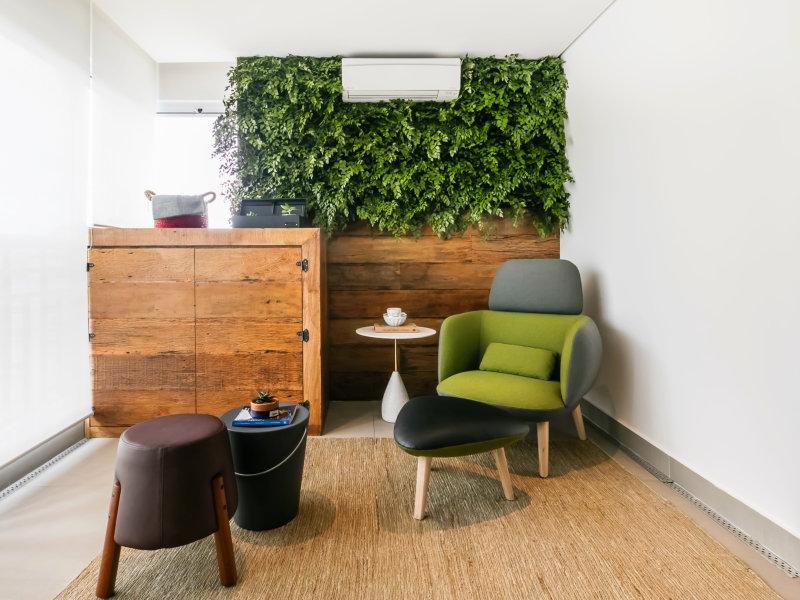 O arquiteto Luiz Paulo Andrade provoca sensações ao utilizar cores quentes em seus projetos